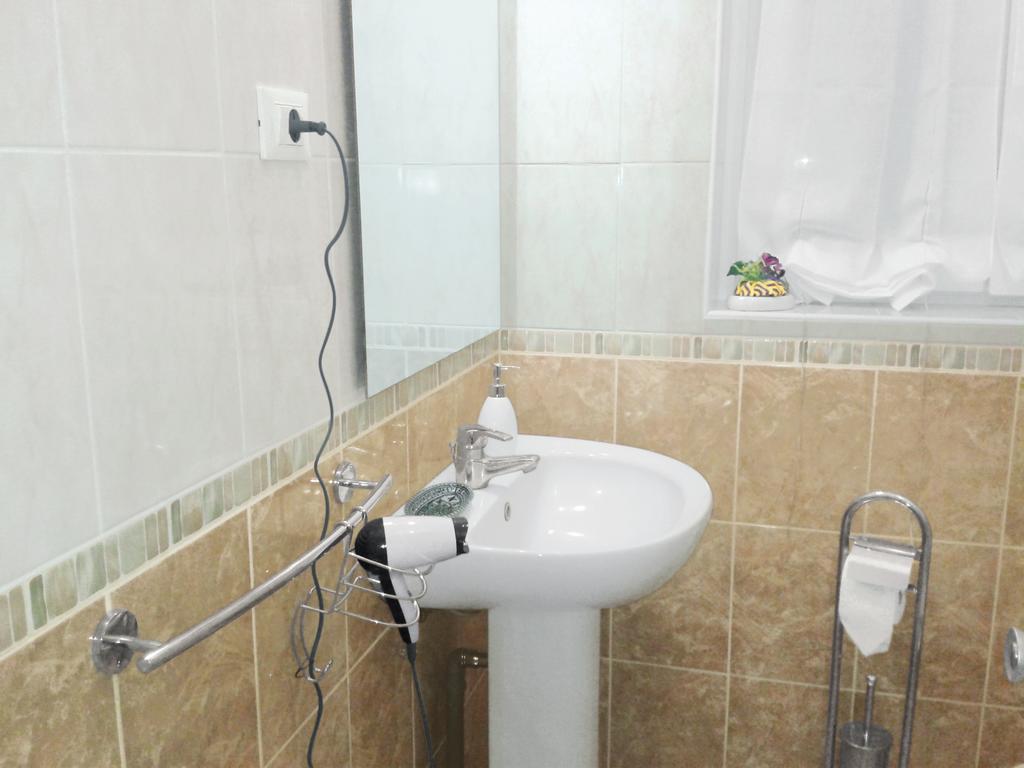 Compass B&B Verona Ngoại thất bức ảnh
